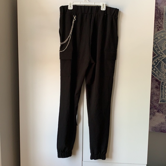 Cargo pants - Picture 2 of 2